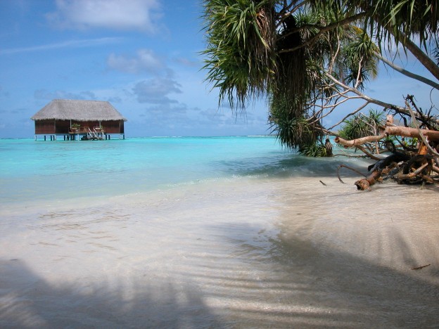 maldives-honeymoon-suite-1-1392225-1920x1440