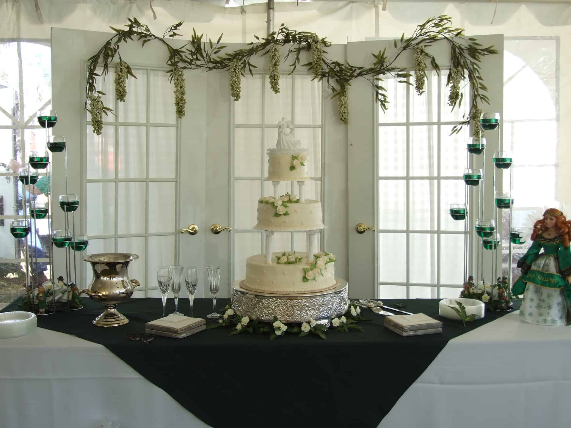 The Must- Haves of a Traditional Wedding