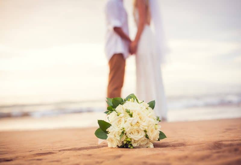 True Romance – Beach Honeymoons